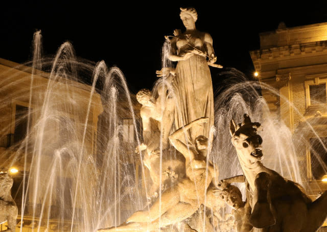 Fontana di Diana, la dea della caccia