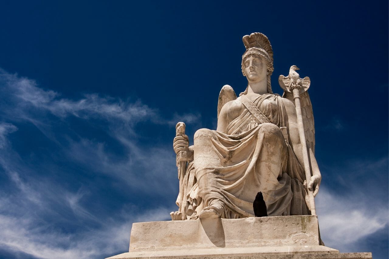 Atena vs Afrodite: due sorelle di tratti opposti nella mitologia greca