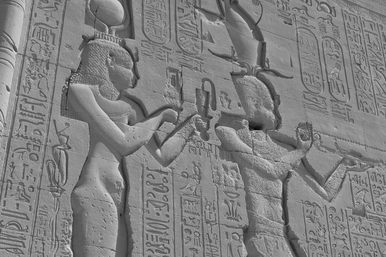 Cleopatra VII: la donna che servì come ultima regina d’Egitto