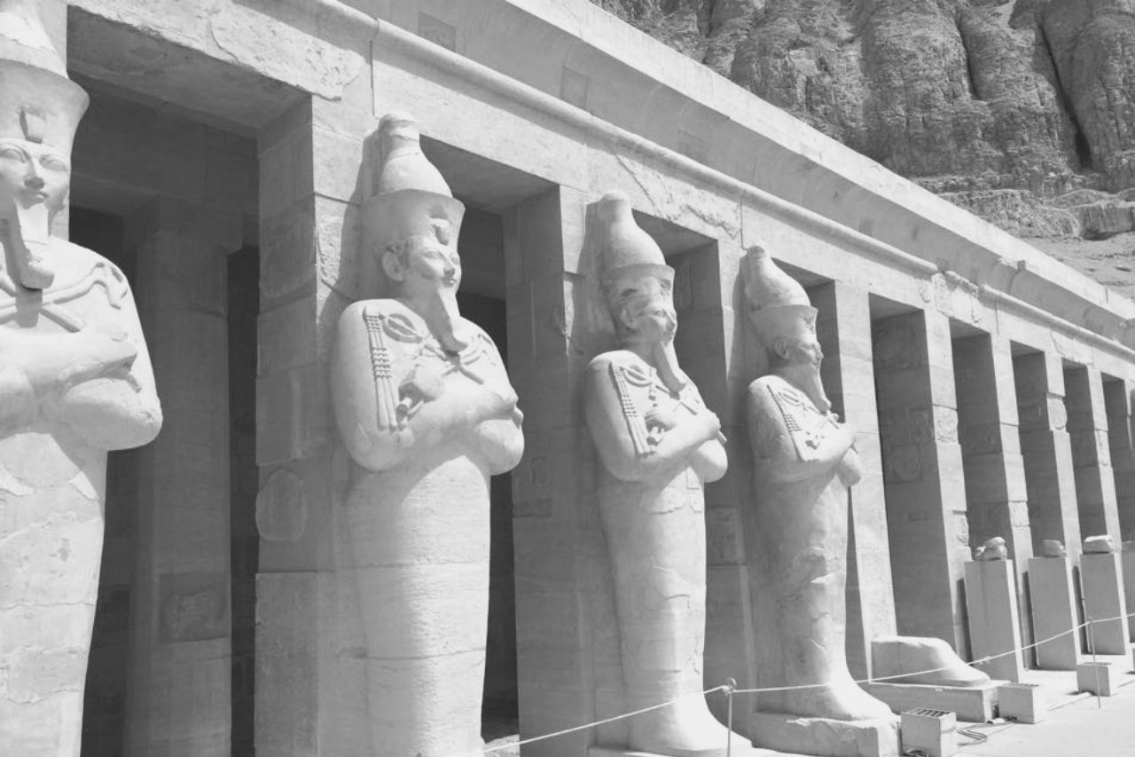 Deir el-Bahri: scoprire i segreti del tempio funerario della regina Hatshepsut