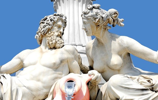 Quali ruoli giocarono gli dèi nell’Iliade?