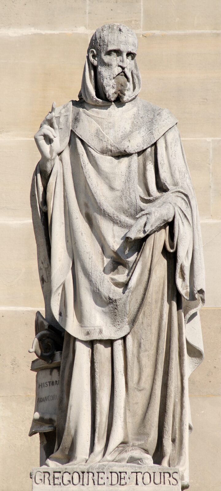 Statua di Gregorio di Tours, Jean Marcellin, XIX secolo, Louvre, Francia