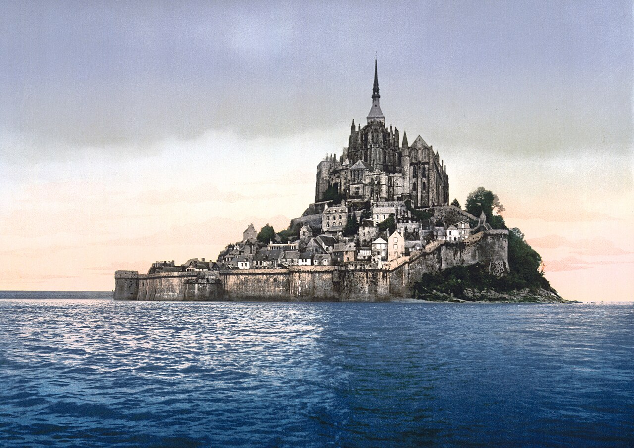 Mont-Saint-Michel, Bretagna, Francia, dove il gigante teneva prigioniera la nipote di Hoel