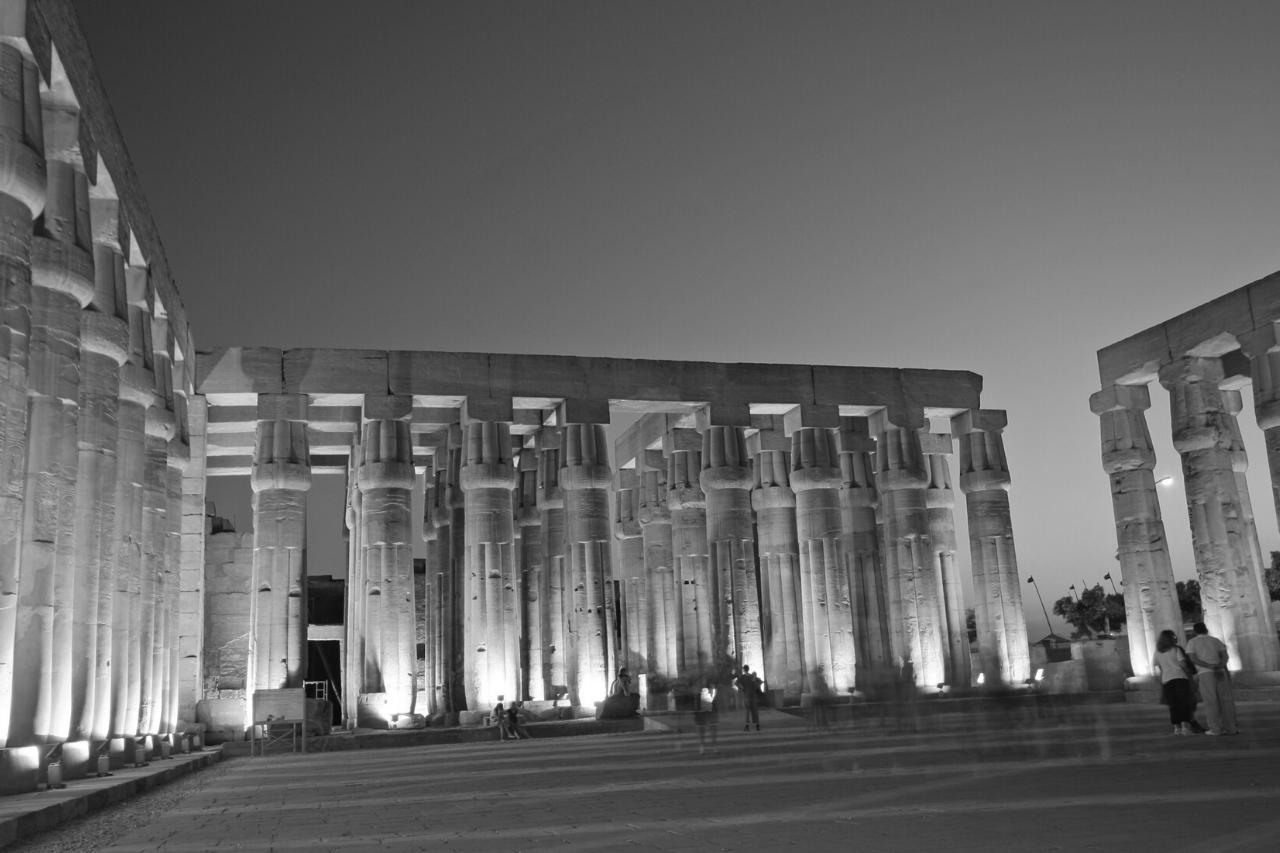 Tempio funerario di Amenhotep III, Tempio di Luxor