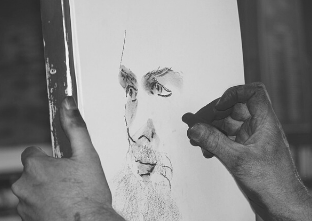 Pittore non musulmano che disegna Muhammad