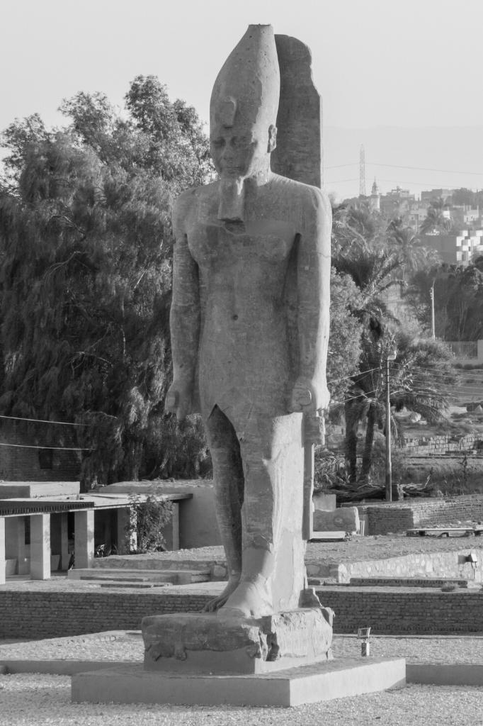 Statua del faraone Amenhotep